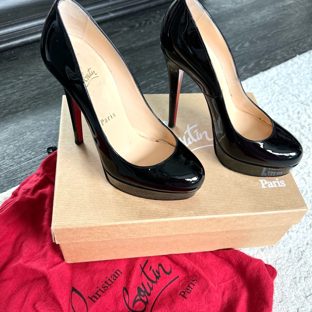 AUTHENTIC CHRISTIAN LOUBOUTIN PARIS heels - Picture 3 of 8